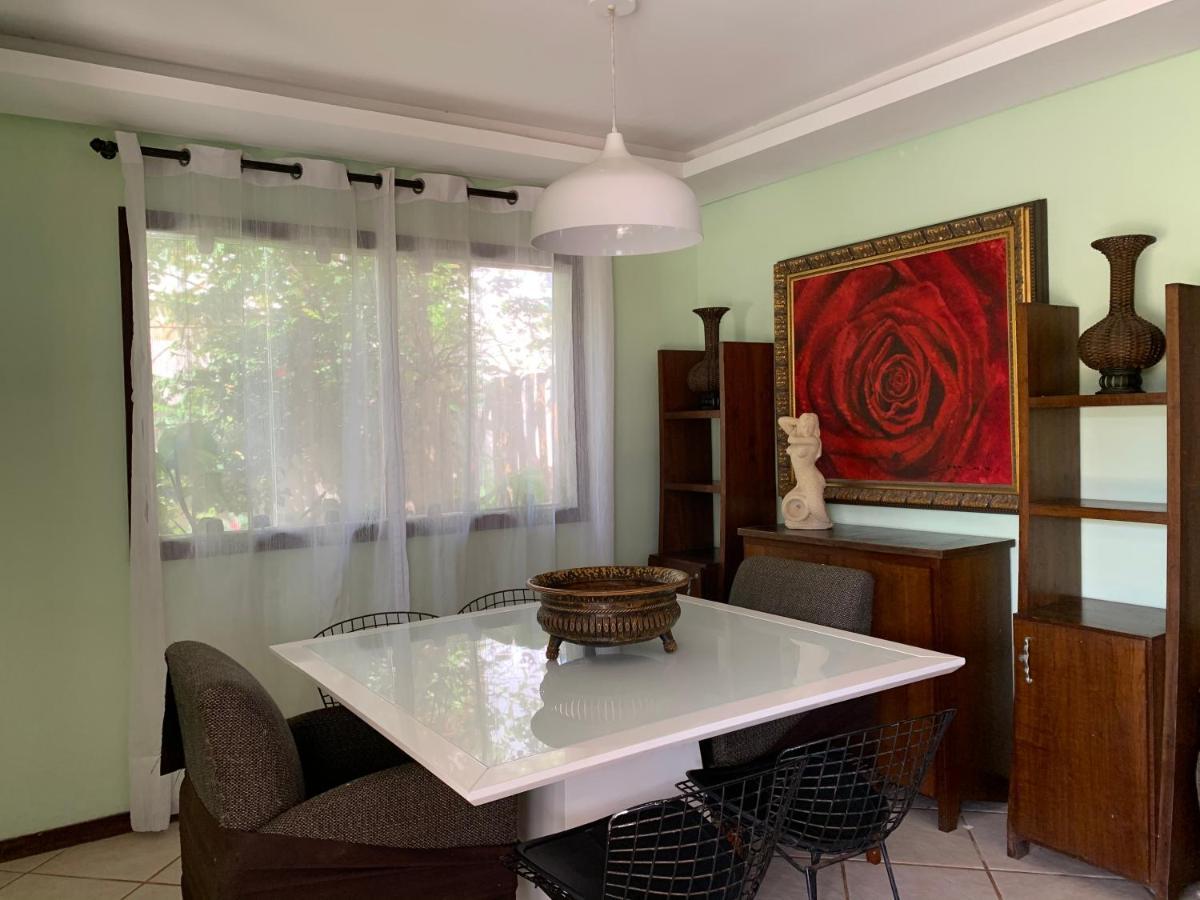Casa De Temporada 4 Quartos Sendo 2 Suites Em Vilas Do Atlantico - 200 M Da Praia E 6 Km Da Capital Лауро-де-Фрейтас Екстер'єр фото
