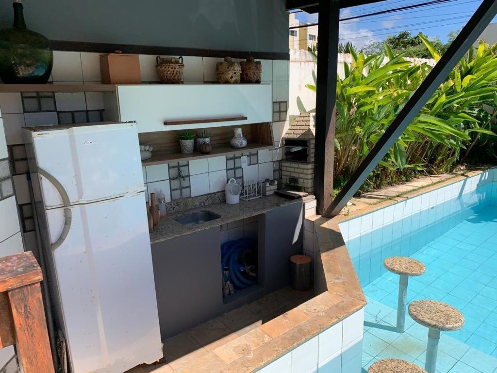 Casa De Temporada 4 Quartos Sendo 2 Suites Em Vilas Do Atlantico - 200 M Da Praia E 6 Km Da Capital Лауро-де-Фрейтас Екстер'єр фото