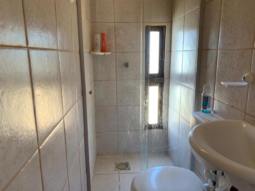 Casa De Temporada 4 Quartos Sendo 2 Suites Em Vilas Do Atlantico - 200 M Da Praia E 6 Km Da Capital Лауро-де-Фрейтас Екстер'єр фото