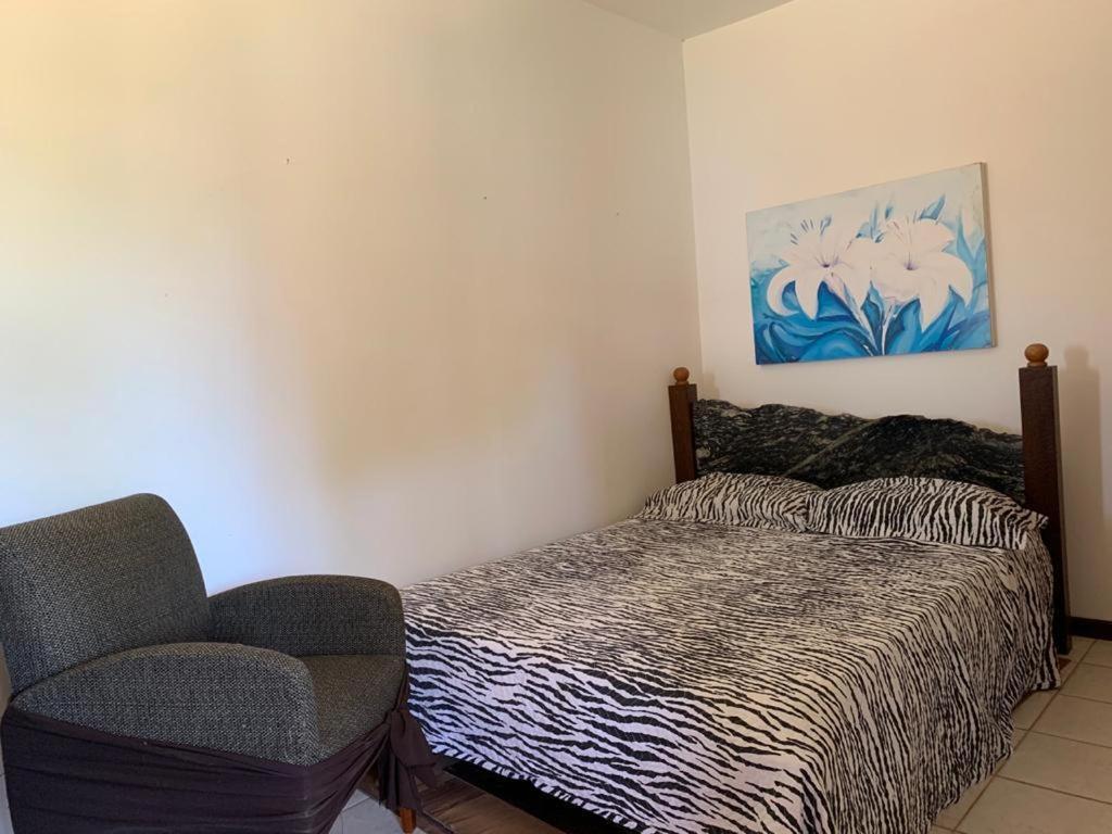 Casa De Temporada 4 Quartos Sendo 2 Suites Em Vilas Do Atlantico - 200 M Da Praia E 6 Km Da Capital Лауро-де-Фрейтас Екстер'єр фото