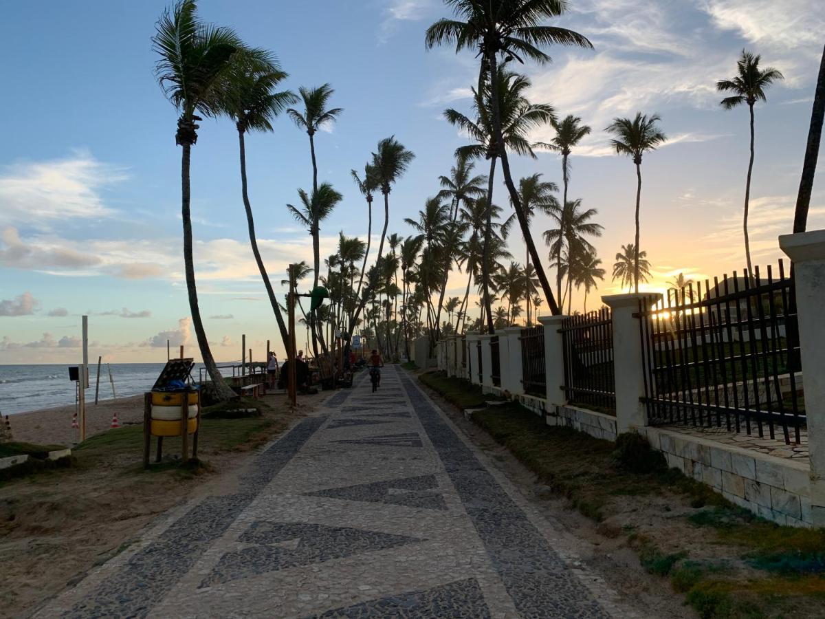Casa De Temporada 4 Quartos Sendo 2 Suites Em Vilas Do Atlantico - 200 M Da Praia E 6 Km Da Capital Лауро-де-Фрейтас Екстер'єр фото